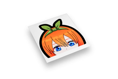 Yotsuba Peeker